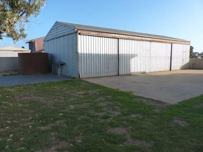 8 Esplanade, Elliston SA 5670