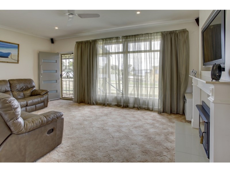 1 Gascony Crescent, Port Lincoln SA 5606