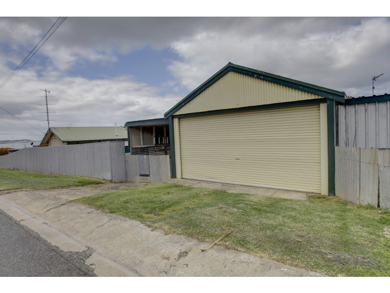 1 Gascony Crescent, Port Lincoln SA 5606