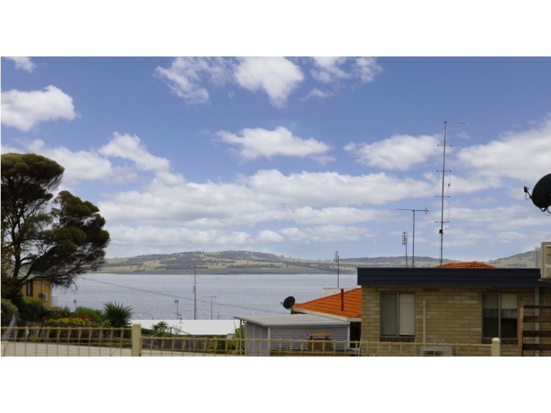 1 Gascony Crescent, Port Lincoln SA 5606