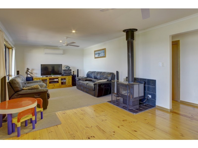 10 Tulka Esplanade, Tulka SA 5607