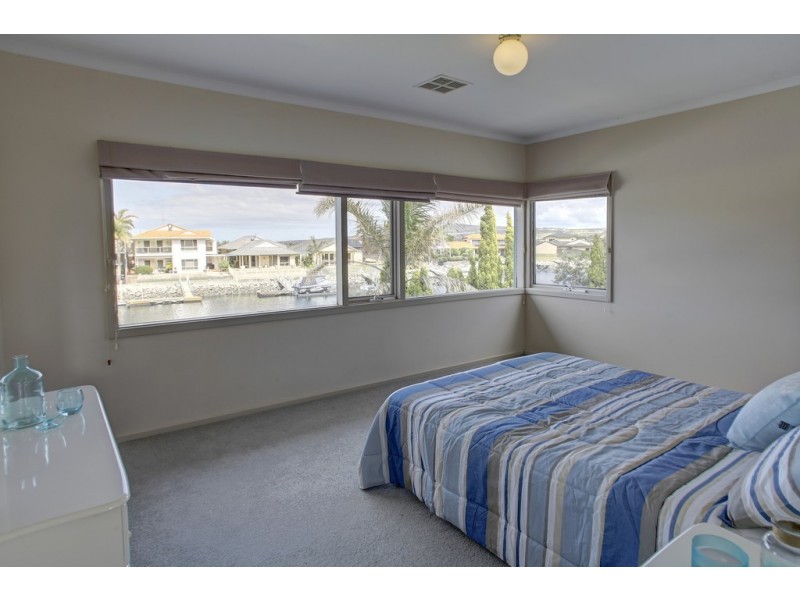 22 Parnkalla Avenue, Port Lincoln SA 5606