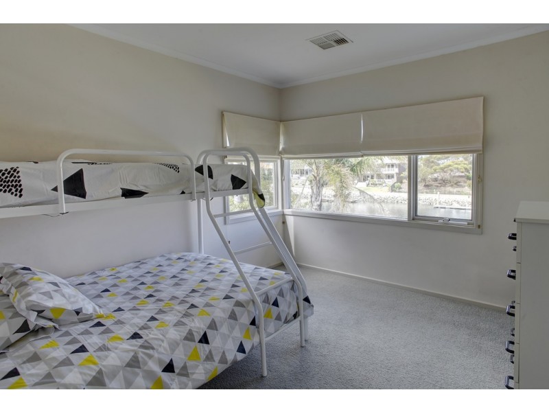 22 Parnkalla Avenue, Port Lincoln SA 5606