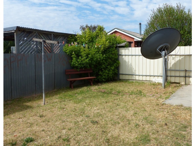 1 and 2, 3 Lambeff Street, Ceduna SA 5690