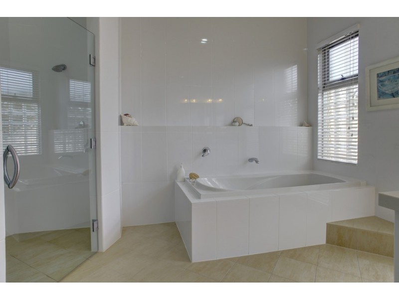 2/3 Bridge Crescent, Port Lincoln SA 5606