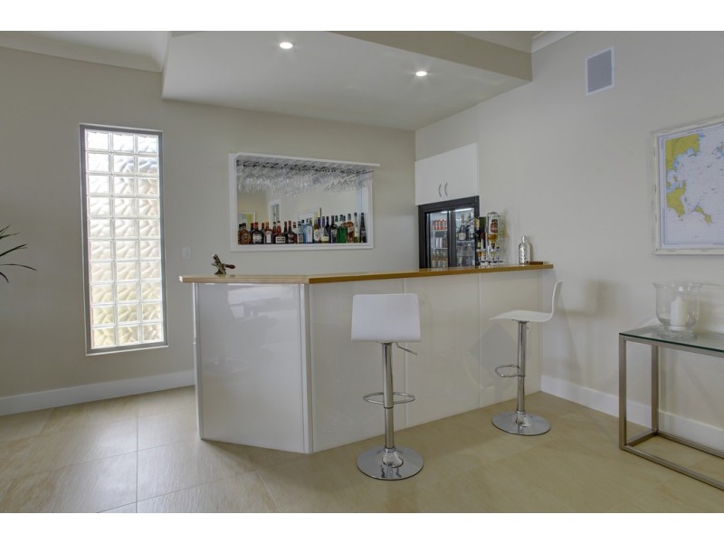 2/3 Bridge Crescent, Port Lincoln SA 5606