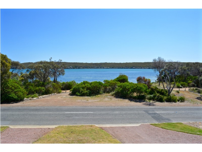 277 Esplanade, Coffin Bay SA 5607