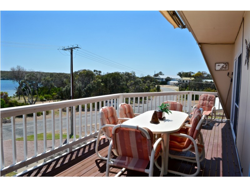 277 Esplanade, Coffin Bay SA 5607