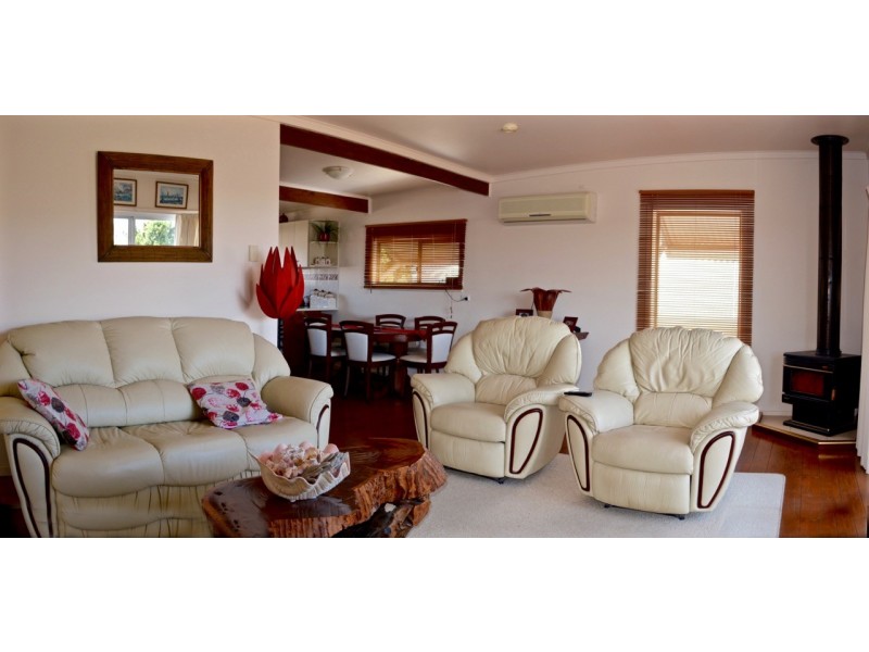 277 Esplanade, Coffin Bay SA 5607