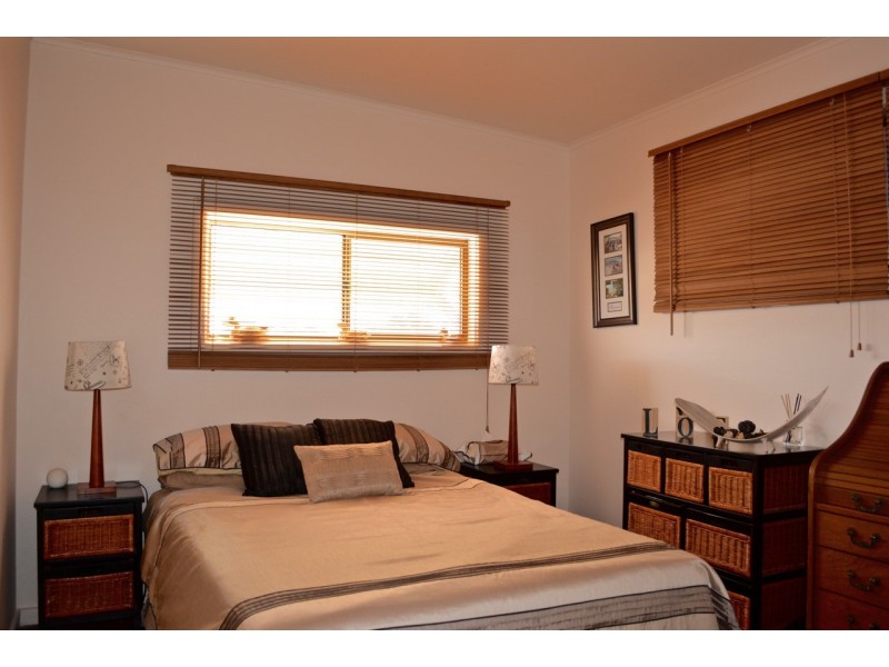 277 Esplanade, Coffin Bay SA 5607