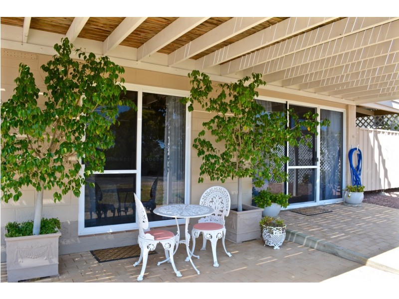 277 Esplanade, Coffin Bay SA 5607