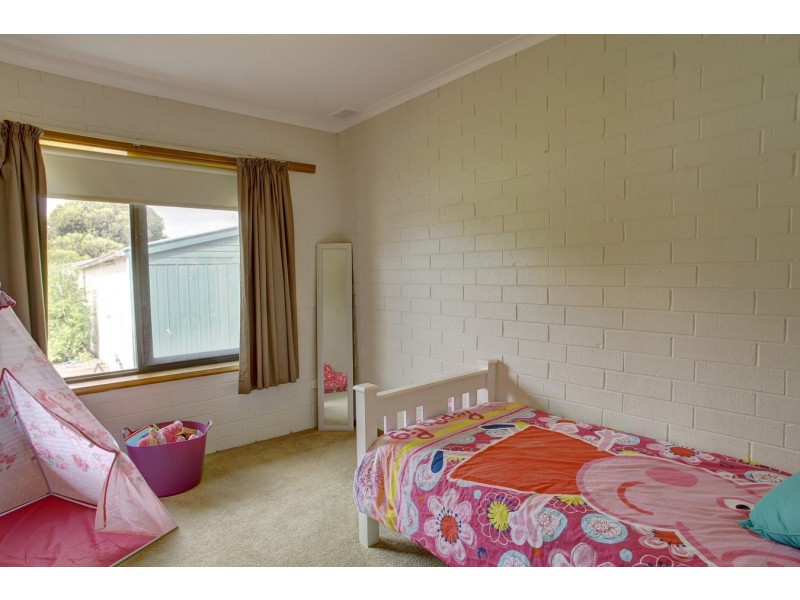 38-40 Hirschausen Road, Poonindie SA 5607