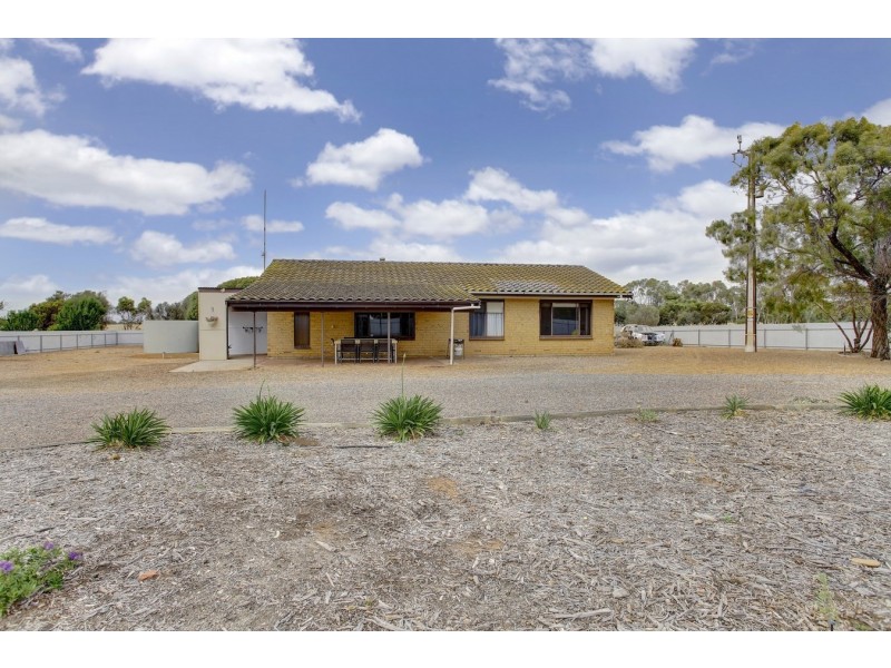 38-40 Hirschausen Road, Poonindie SA 5607
