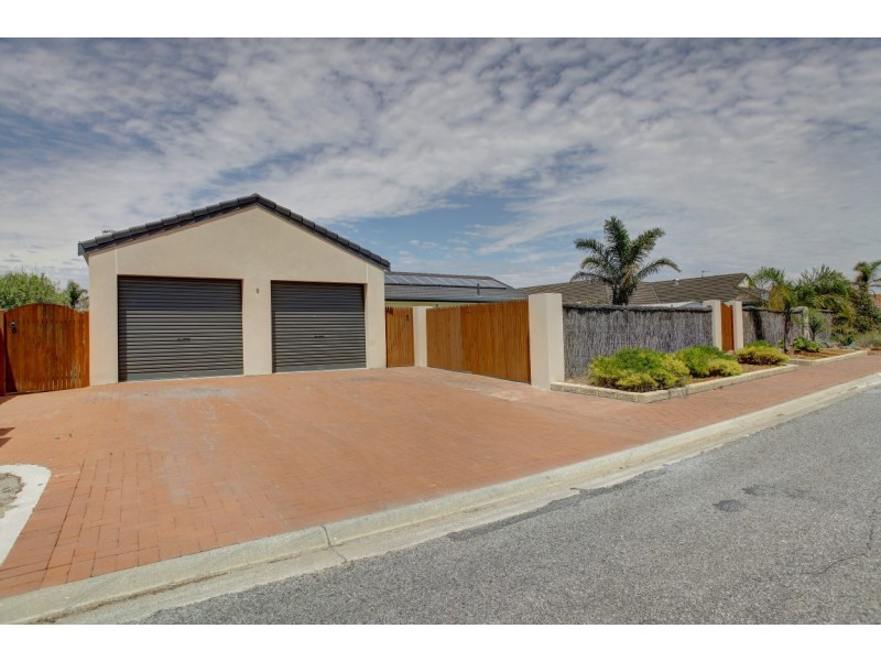 8 Parnkalla Ave, Port Lincoln SA 5606