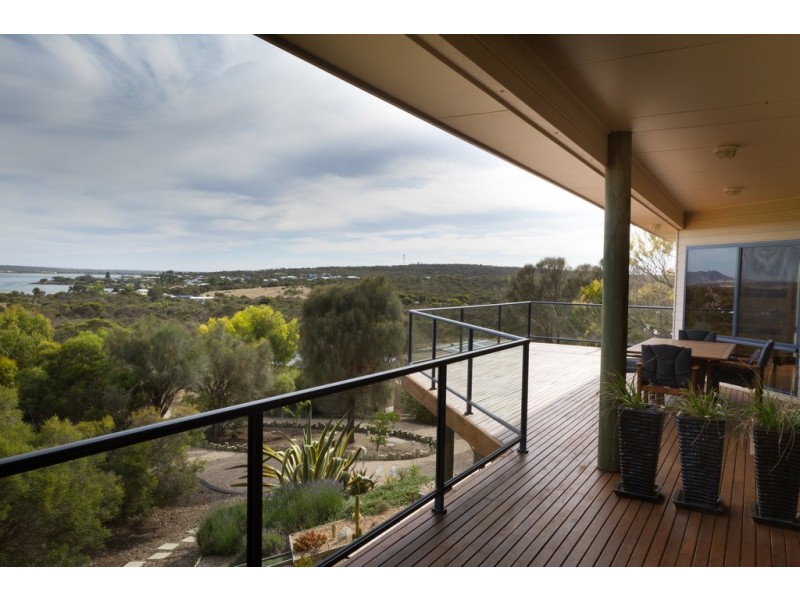 14 Sarah Court, Coffin Bay SA 5607