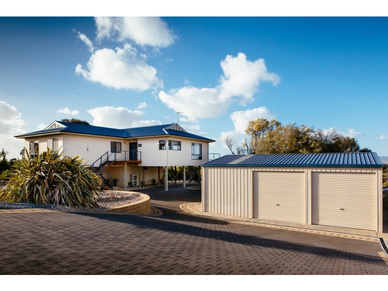 14 Sarah Court, Coffin Bay SA 5607