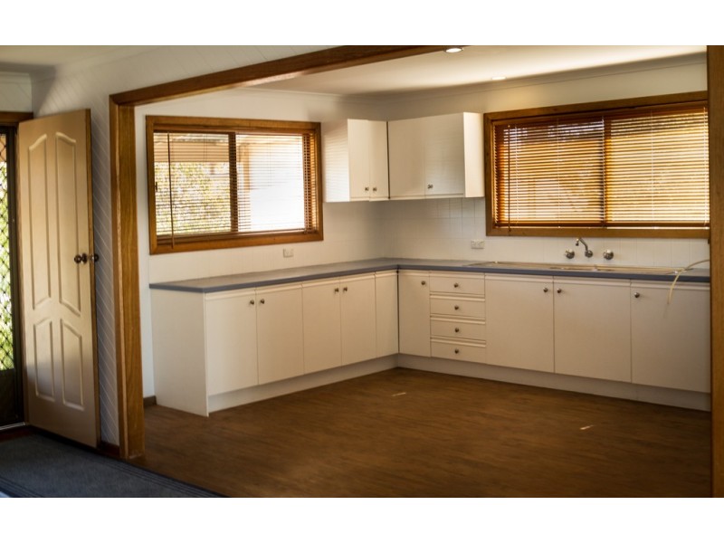 39 Greenly Ave, Coffin Bay SA 5607