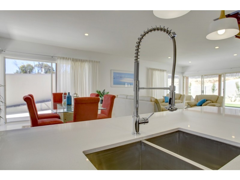 11/11 South Point Drive, Port Lincoln SA 5606