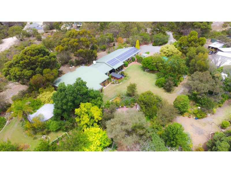 12 Jubilee Drive, Coffin Bay SA 5607