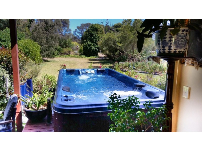 12 Jubilee Drive, Coffin Bay SA 5607