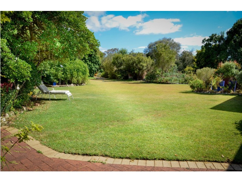 12 Jubilee Drive, Coffin Bay SA 5607