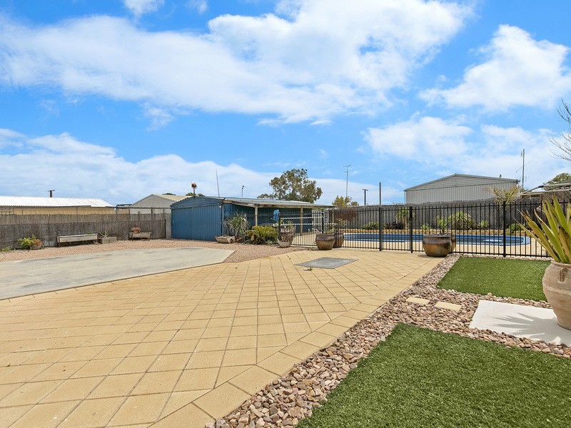1 Lovelock Street, Smoky Bay SA 5680