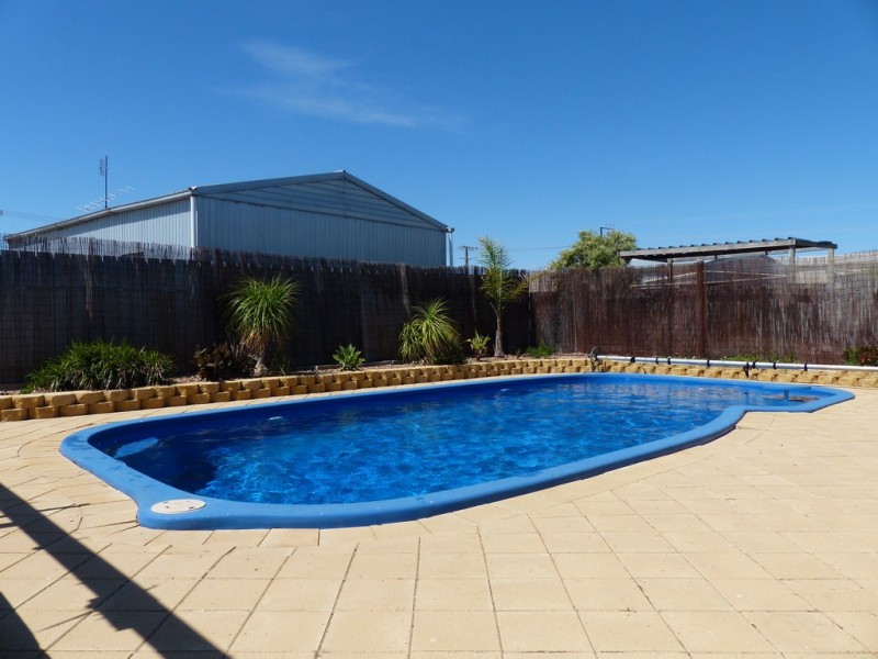 1 Lovelock Street, Smoky Bay SA 5680