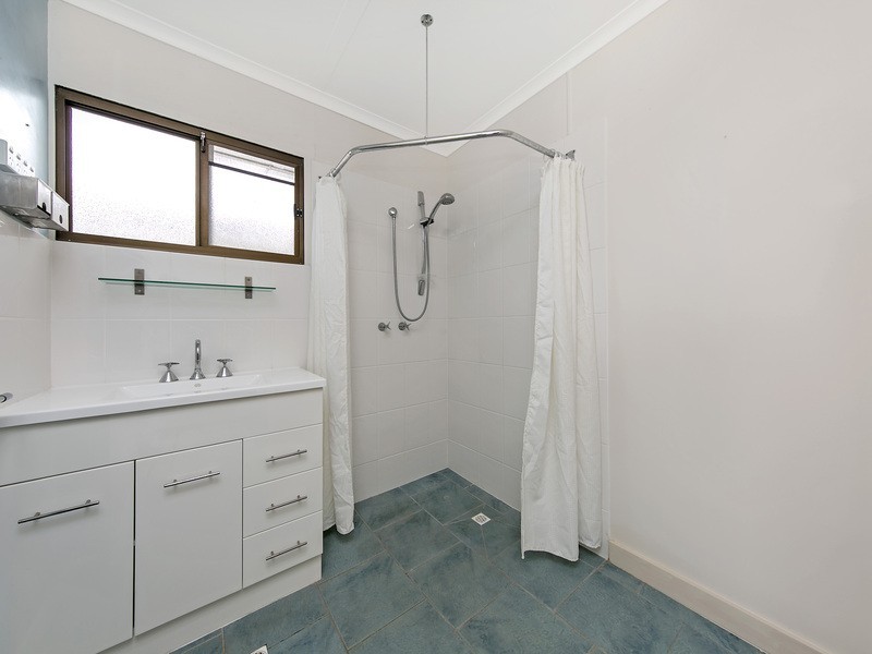 1 Lovelock Street, Smoky Bay SA 5680