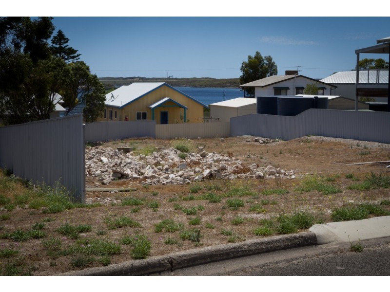 56 Pine Crescent, Coffin Bay SA 5607