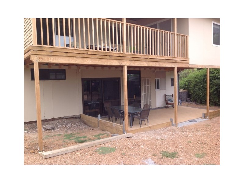 16 Flinders Ave, Coffin Bay SA 5607