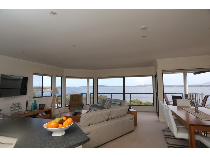 4 Pine Crescent, Coffin Bay SA 5607