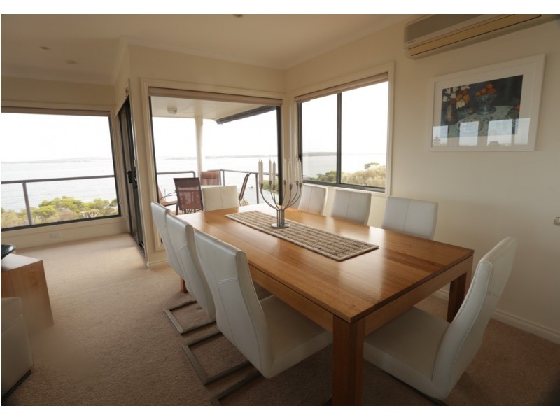 4 Pine Crescent, Coffin Bay SA 5607