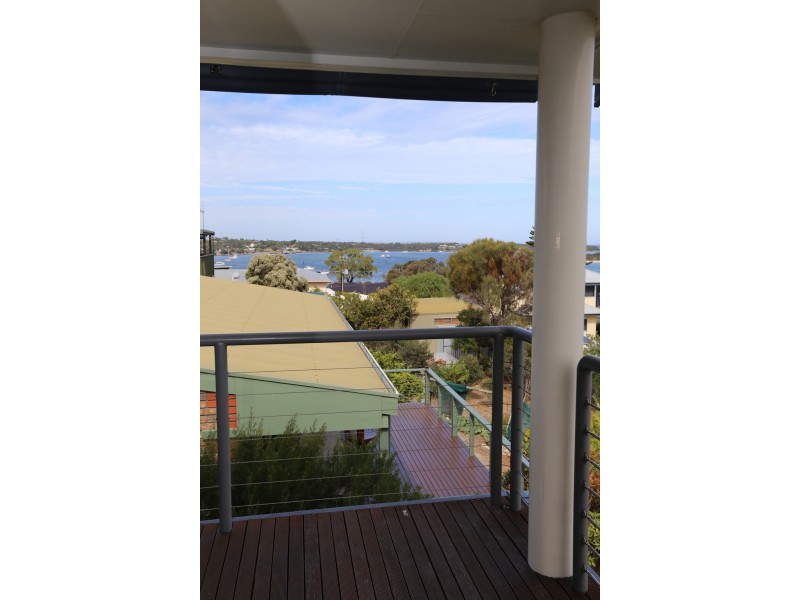 4 Pine Crescent, Coffin Bay SA 5607