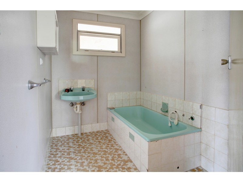 1-5 Happy Valley Road, Port Lincoln SA 5606