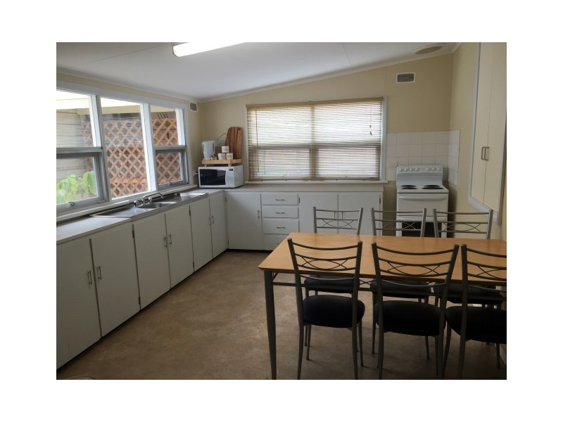25 Knott Street, Port Lincoln SA 5606