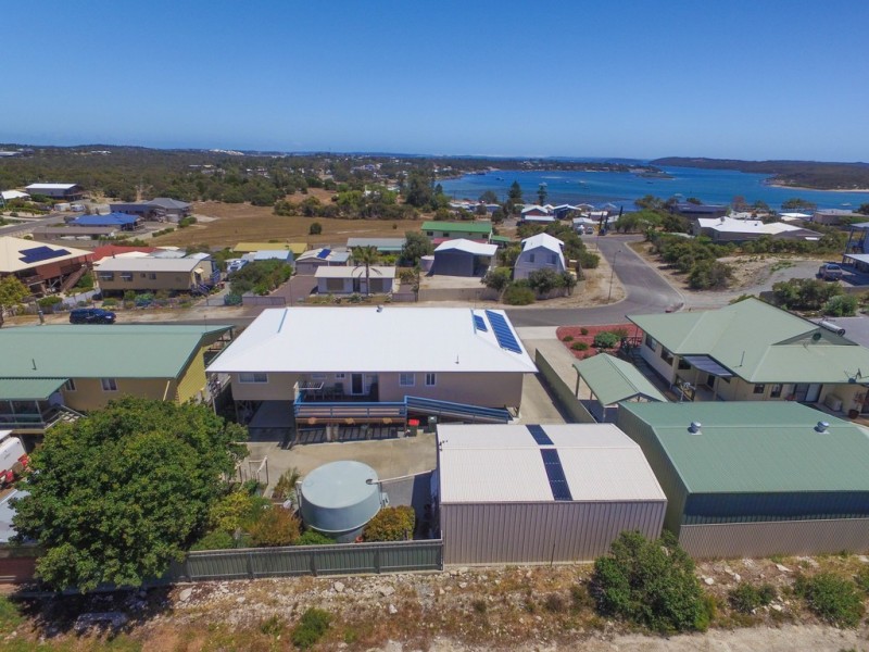 12 Sophie Crescent, Coffin Bay SA 5607