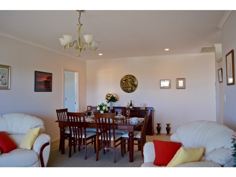 12 Sophie Crescent, Coffin Bay SA 5607