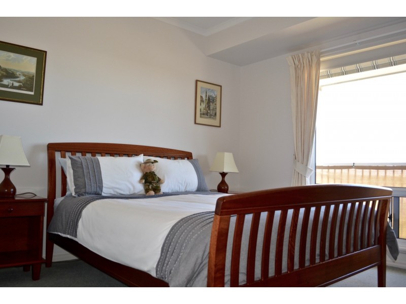 12 Sophie Crescent, Coffin Bay SA 5607