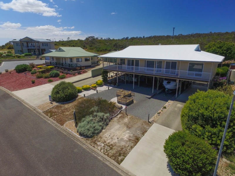 12 Sophie Crescent, Coffin Bay SA 5607