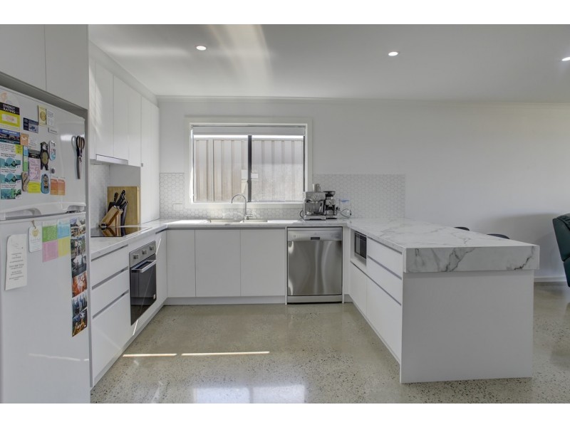 3 Leigh Avenue, Port Lincoln SA 5606