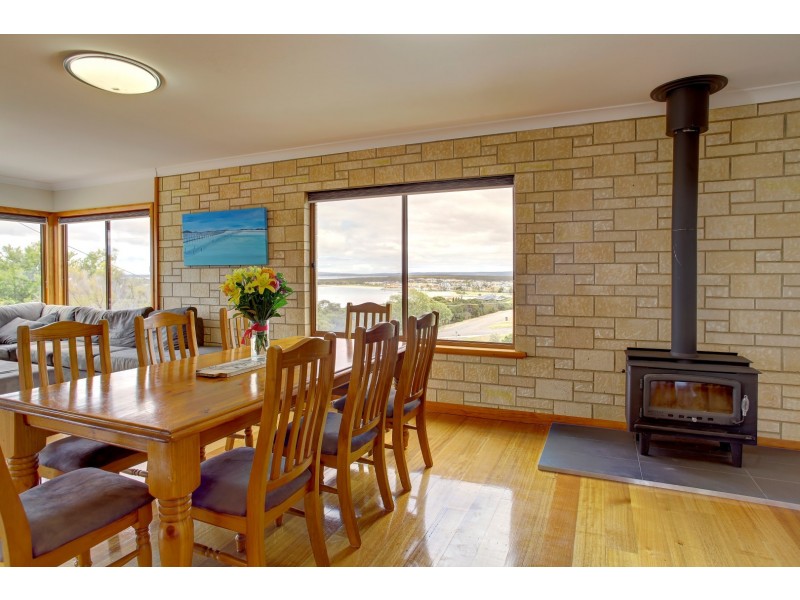 2/4 Hill Place, Port Lincoln SA 5606