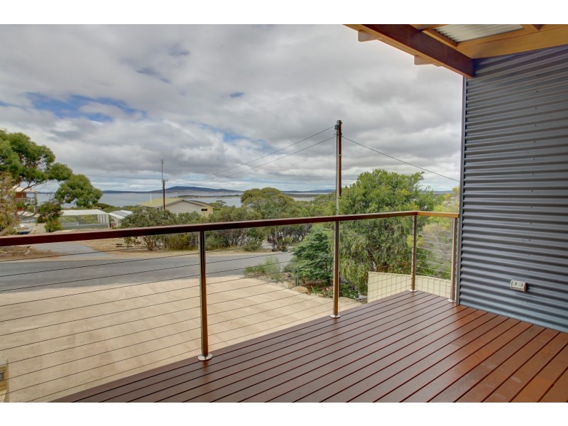 2/4 Hill Place, Port Lincoln SA 5606