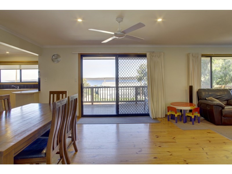 10 Tulka Esplanade, Tulka SA 5607