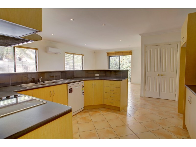 5 Laguna Dr, Port Lincoln SA 5606