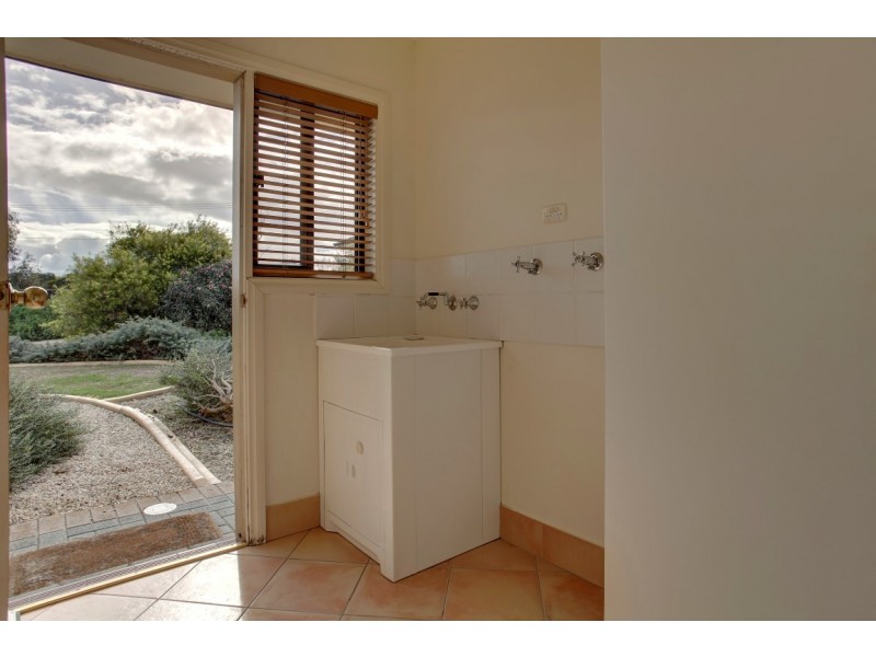 5 Laguna Dr, Port Lincoln SA 5606