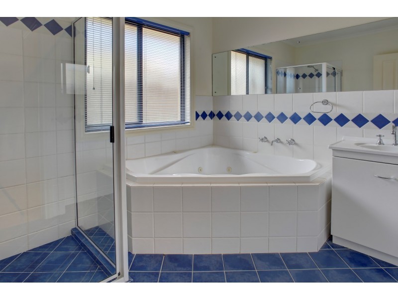 5 Laguna Dr, Port Lincoln SA 5606