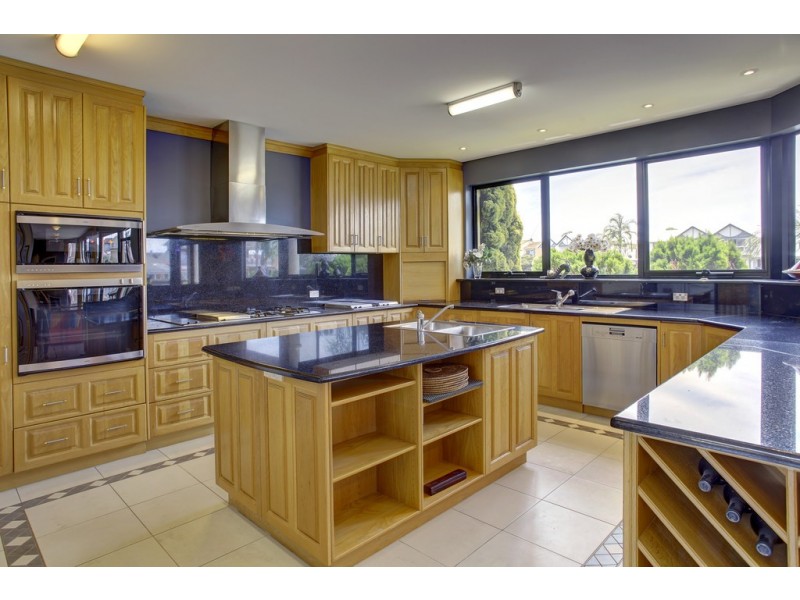 28 Lake View Avenue, Port Lincoln SA 5606