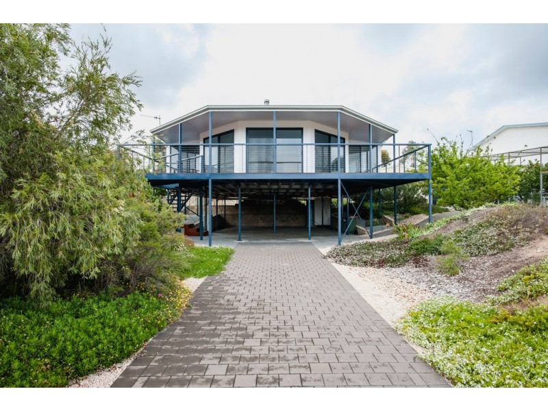 3 Brigette Avenue, Coffin Bay SA 5607