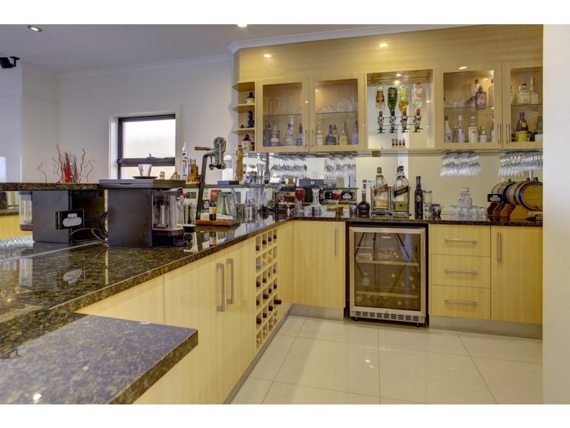 2/4 Laguna Drive, Port Lincoln SA 5606