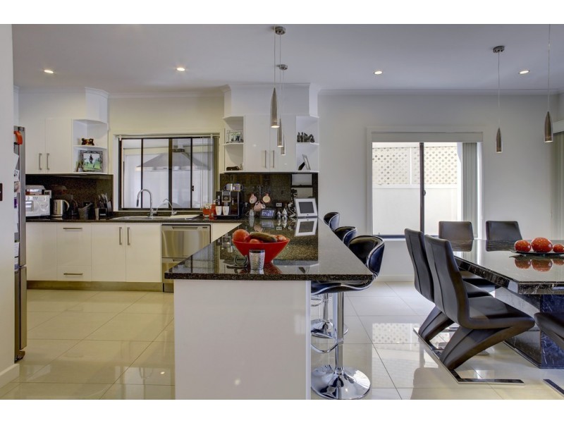 2/4 Laguna Drive, Port Lincoln SA 5606